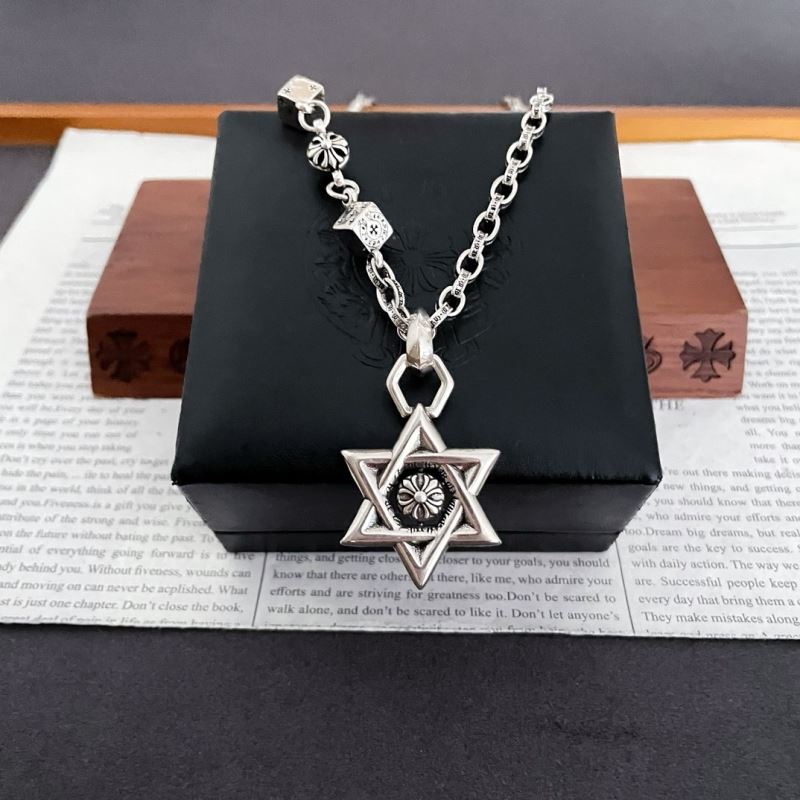 Ch**me He**ts necklaces
